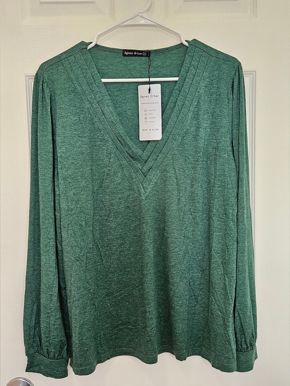 Emerald V-Neck Long Sleeve Top